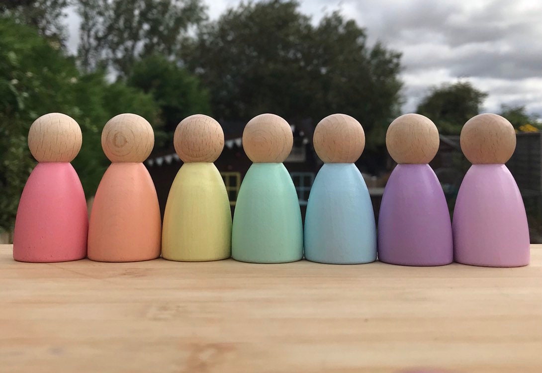 Simple Rainbow Peg Doll Set