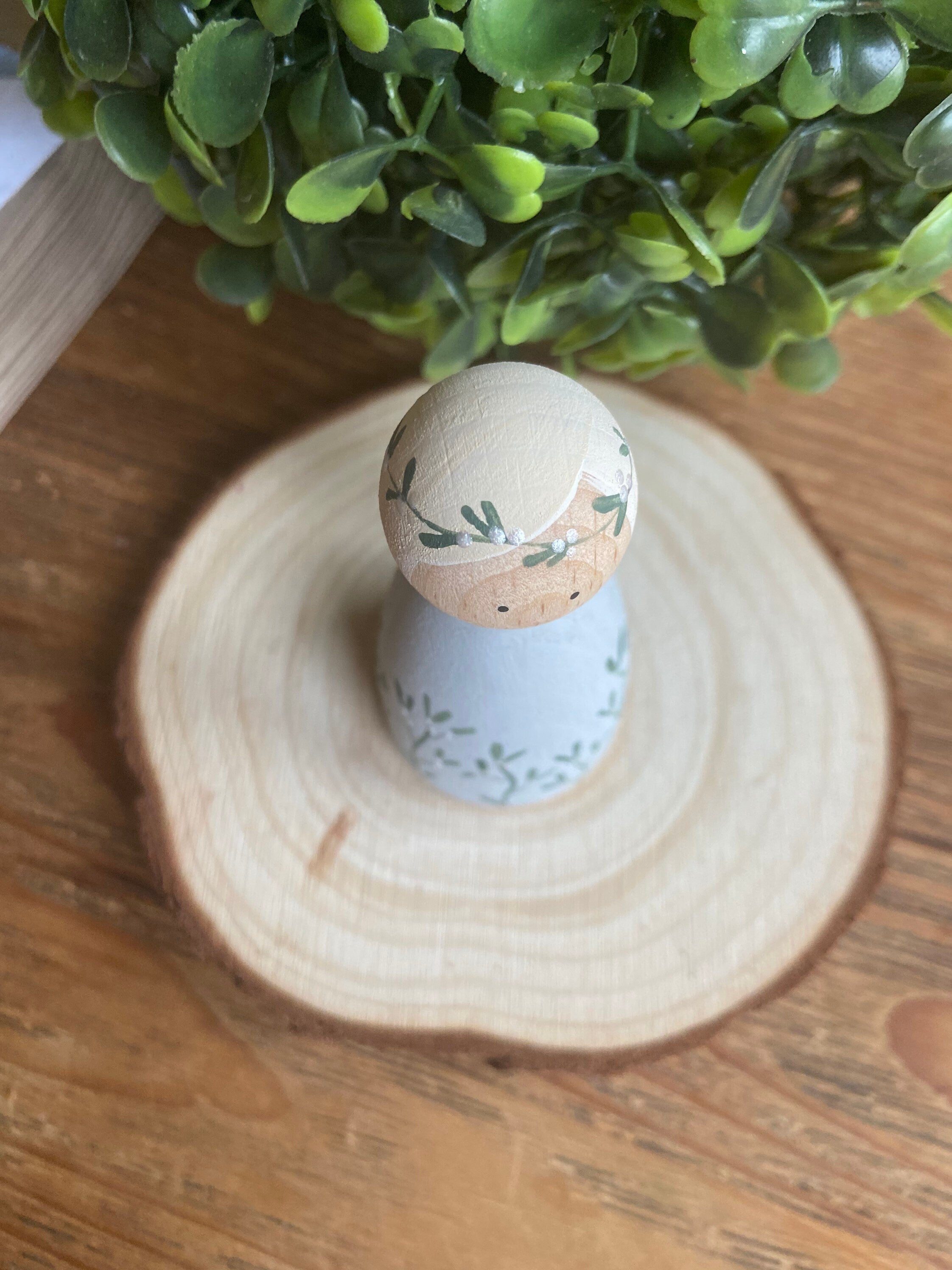 Winter Flower Peg Dolls