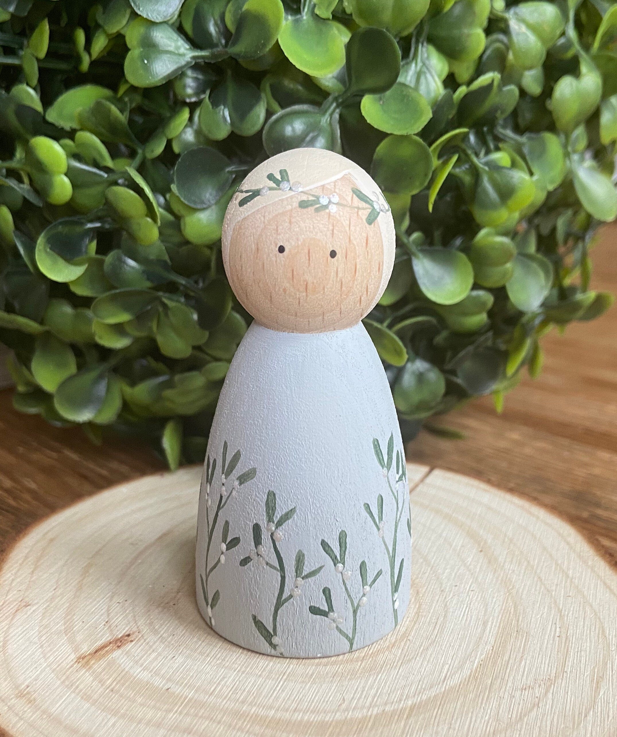 Winter Flower Peg Dolls